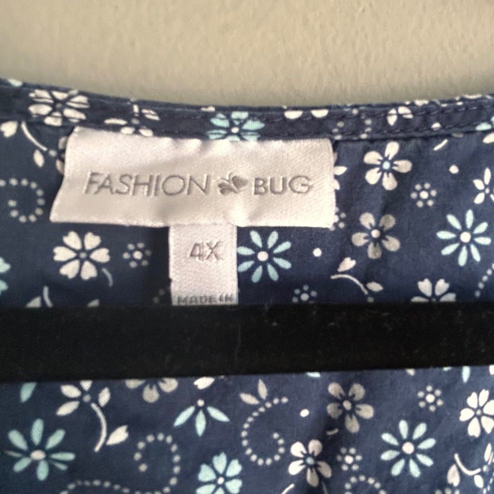 Fashion Bug Navy Blue Floral Cotton Ruffle V-Neck Blouse 4X Plus Size 3/4 Sleeve - Picture 3 of 9